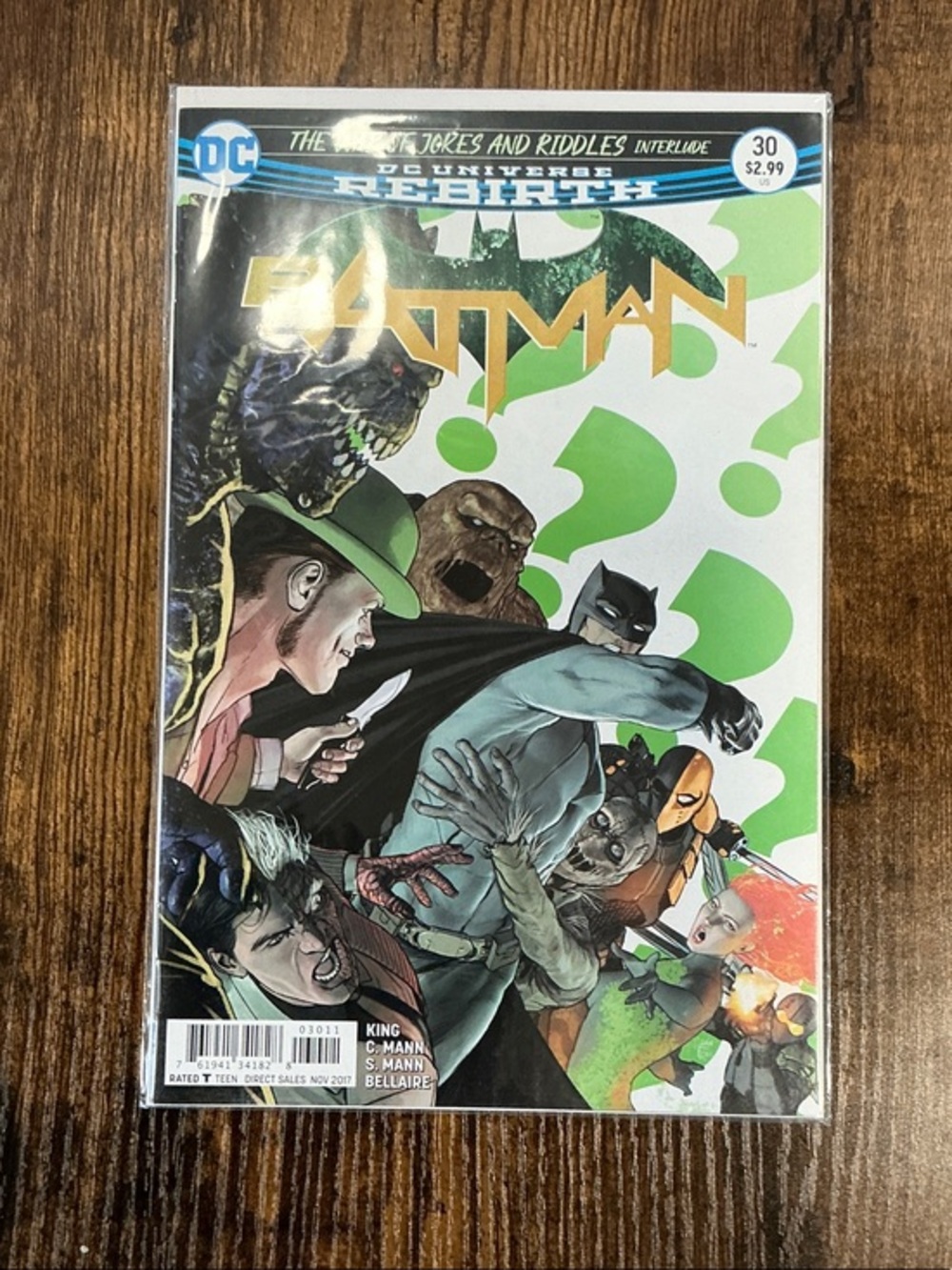 DC Batman Comic Book — Green & Black Cover Art